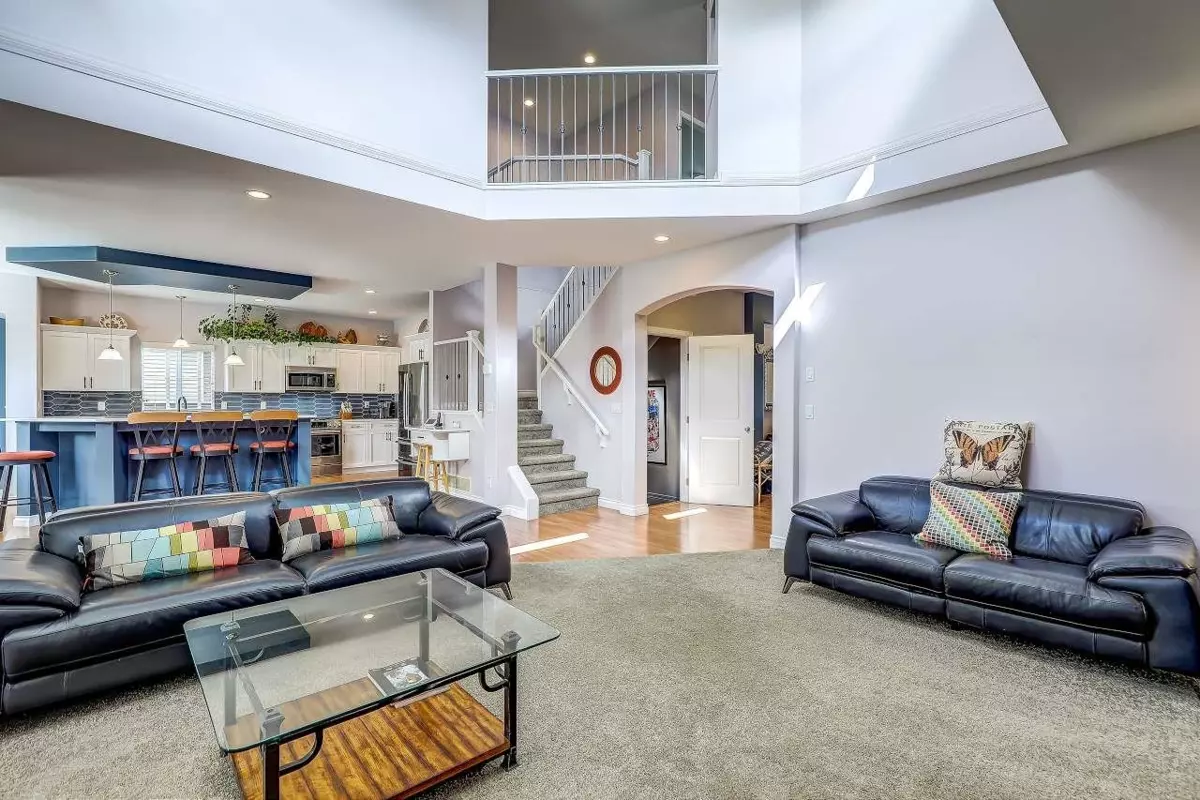 Living Room Photo of 16588 63rd Avenue, Surrey, BC