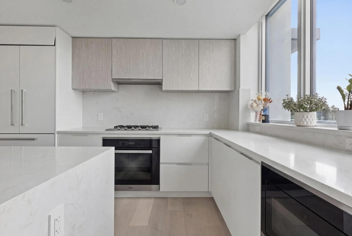 Dining Area Photo of 606 4240 Cambie Street, Vancouver, BC