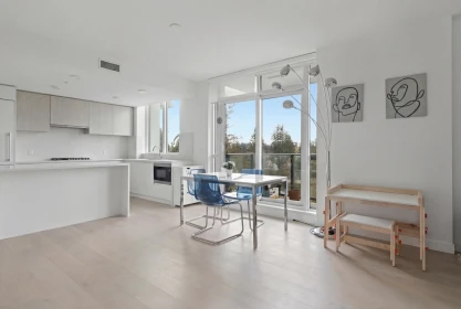 Kitchen Island Photo of 606 4240 Cambie Street, Vancouver, BC