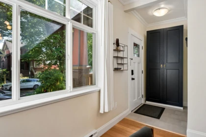 Powder Room Photo of 2323 Graveley Street, Vancouver, BC