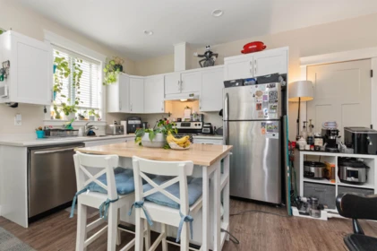 Hot Tub / Spa Photo of 46658 Grove Avenue, Chilliwack, BC