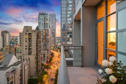 Loft / Bonus Room Photo of 1503 1205 Howe Street, Vancouver, BC