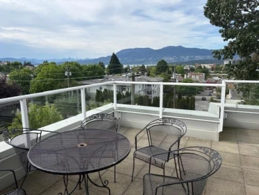 Breakfast Nook Photo of 602 1818 W 6th Avenue, Vancouver, BC