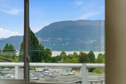 Hot Tub / Spa Photo of 602 1818 W 6th Avenue, Vancouver, BC