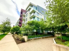 305 5033 Cambie Street, Vancouver, BC