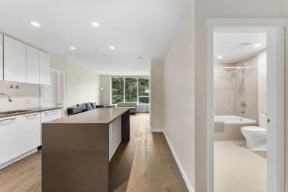 Kitchen Photo of 1107 3487 Binning Road, Vancouver, BC