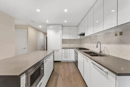 Walk-In Closet Photo of 1107 3487 Binning Road, Vancouver, BC