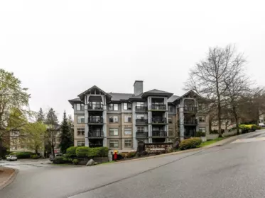 Swimming Pool Photo of 304 2988 Silver Springs Boulevard, Coquitlam, BC
