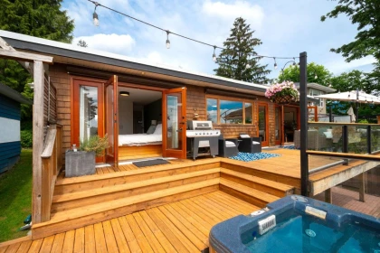 Hot Tub / Spa Photo of 1185 Cloverley Street, North Vancouver, BC