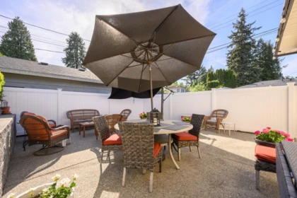Swimming Pool Photo of 8013 17th Avenue, Burnaby, BC