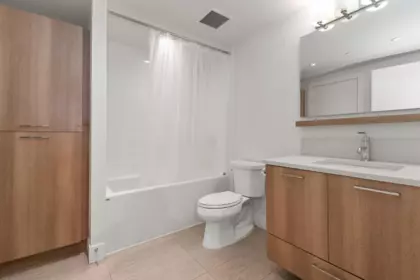 Powder Room Photo of 1205 258 Nelson's Court, New Westminster, BC