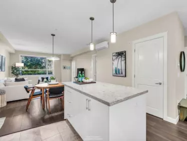 109 14588 Mcdougall Drive, White Rock, BC, White Rock — Apartment/Condo for sale