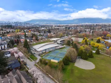 1 2091 E 20th Avenue, Vancouver, BC, Vancouver — Half Duplex for sale