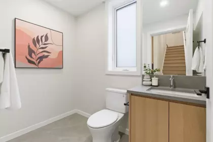 Primary Bathroom Photo of 1 2091 E 20th Avenue, Vancouver, BC