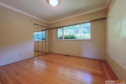 Loft / Bonus Room Photo of 4408 Woodpark Road, West Vancouver, BC