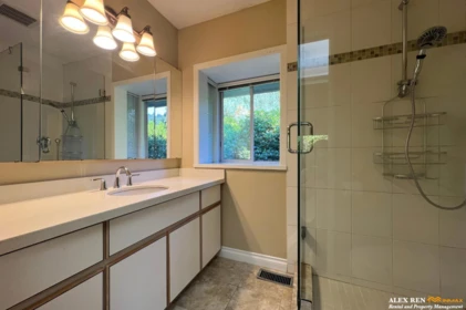 Powder Room Photo of 4408 Woodpark Road, West Vancouver, BC