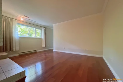 Staircase Photo of 4408 Woodpark Road, West Vancouver, BC