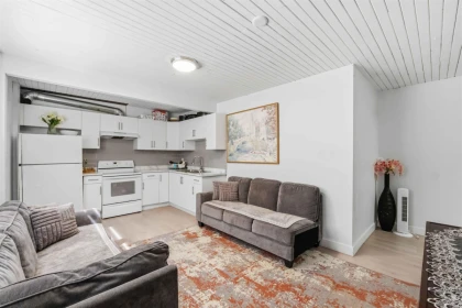 Laundry Room Photo of 19536 118b Avenue, Pitt Meadows, BC