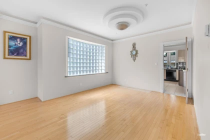 Breakfast Nook Photo of 1463 W 57th Avenue, Vancouver, BC