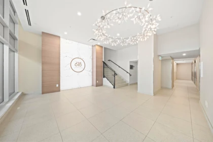 Entry Foyer Photo of 2903 618 Carnarvon Street, New Westminster, BC