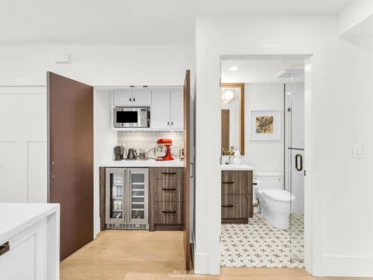 Breakfast Nook Photo of 3022 W King Edward Avenue, Vancouver, BC