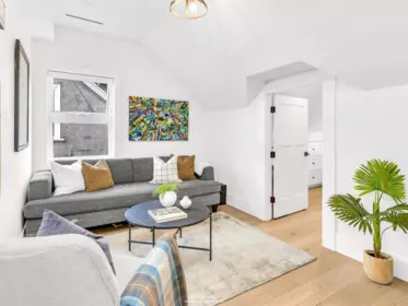 Hallway Photo of 3022 W King Edward Avenue, Vancouver, BC