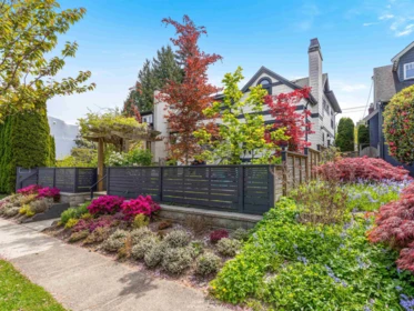 Hot Tub / Spa Photo of 3022 W King Edward Avenue, Vancouver, BC