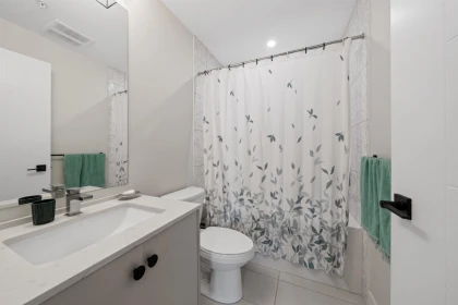 Walk-In Closet Photo of 208 45511 Campus Drive, Chilliwack, BC