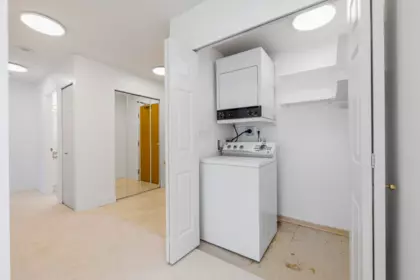 Hot Tub / Spa Photo of 402 9603 Manchester Drive, Burnaby, BC