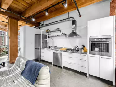 Hot Tub / Spa Photo of 321 55 E Cordova Street, Vancouver, BC