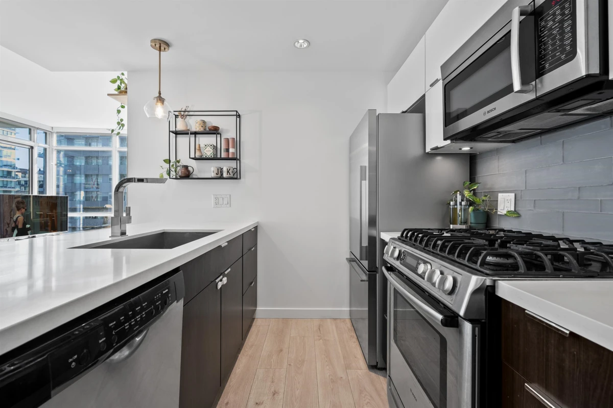 Family Room Photo of 503 1775 Quebec Street, Vancouver, BC