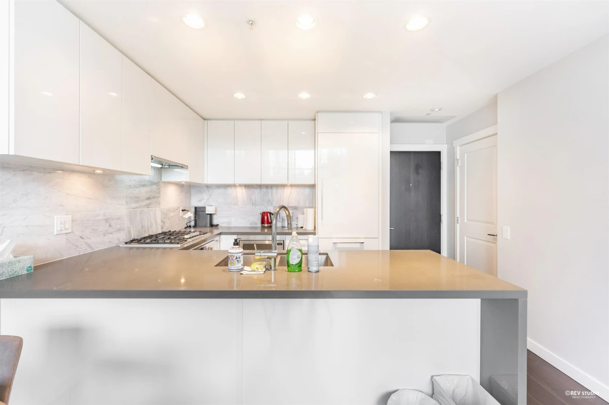 Living Room Photo of 410 5638 Birney Avenue, Vancouver, BC