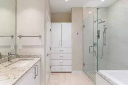 Entry Foyer Photo of 9 5110 Alderfeild Place, West Vancouver, BC
