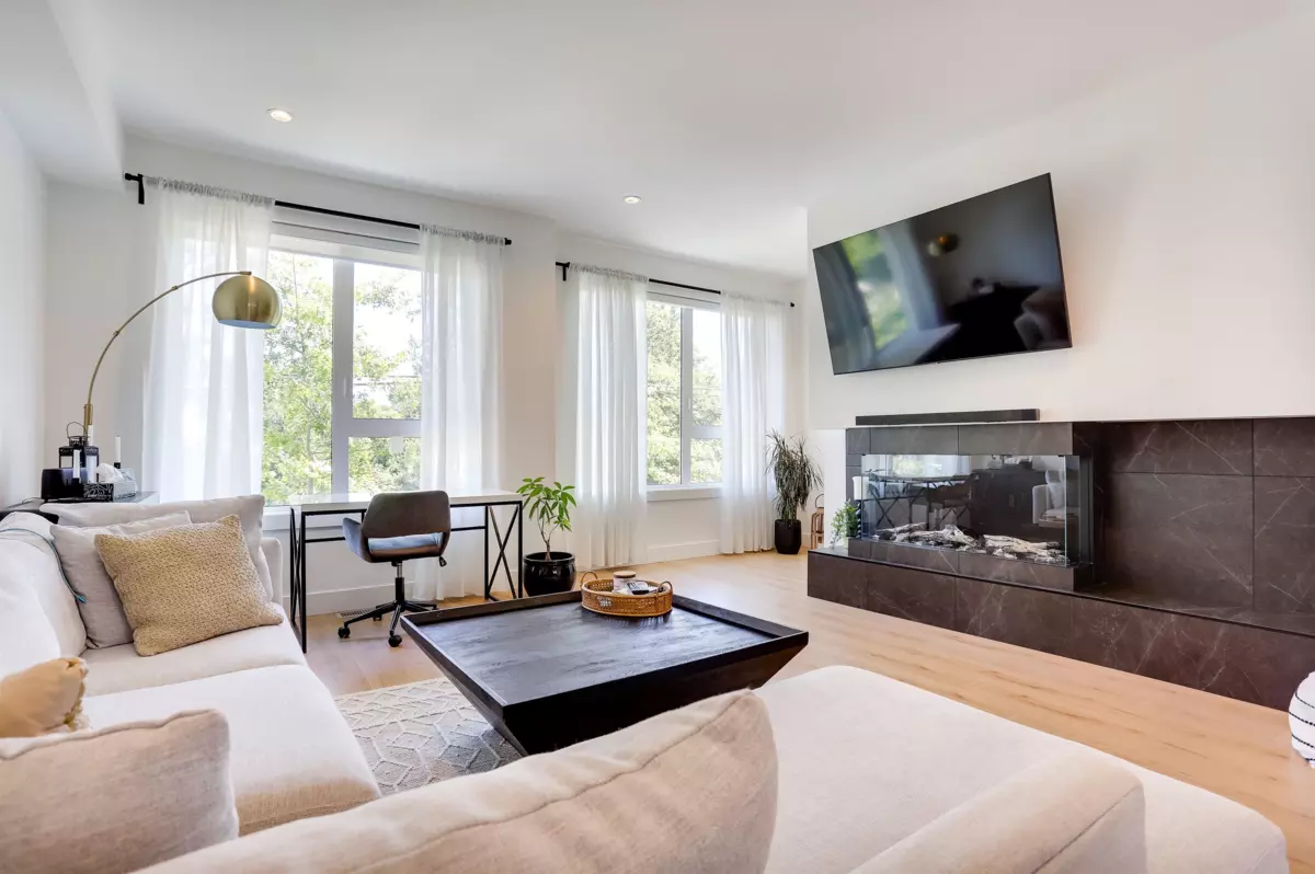 Family Room Photo of 26 15030 28 Avenue, Surrey, BC