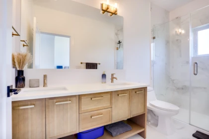 Powder Room Photo of 26 15030 28 Avenue, Surrey, BC