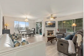 307 2491 Gladwin Road, Abbotsford, BC