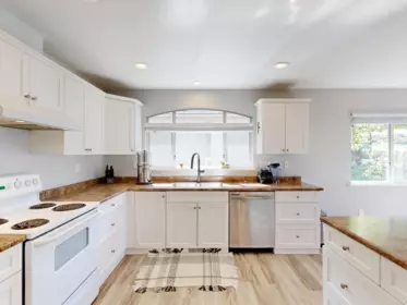 Pantry Photo of 3311 Rakanna Place, Coquitlam, BC