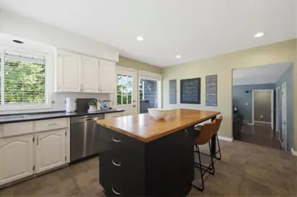 2322 Hampshire Place, Abbotsford, BC, Abbotsford — Single Family Residence for sale