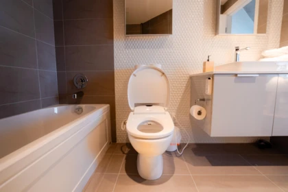 Hot Tub / Spa Photo of 3406 128 W Cordova Street, Vancouver, BC