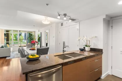 Basement Recreation Room Photo of 302 2507 Maple Street, Vancouver, BC