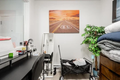 Entry Foyer Photo of B203 14438 72 Avenue, Surrey, BC
