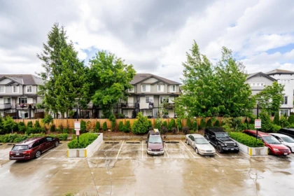 Front Yard Photo of B203 14438 72 Avenue, Surrey, BC
