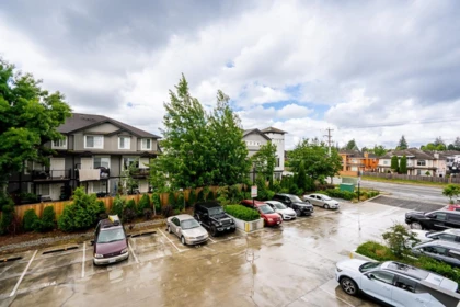 Garden / Landscaping Photo of B203 14438 72 Avenue, Surrey, BC