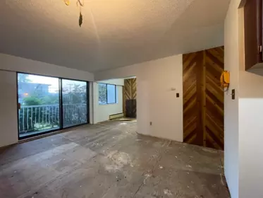 101 5127 Irving Street, Burnaby, BC, Burnaby — Apartment/Condo for sale