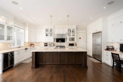 Pantry Photo of 1479 Mathers Avenue, West Vancouver, BC