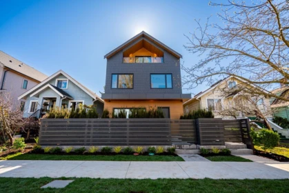 2 372 E 37th Avenue, Vancouver, BC, Vancouver — Half Duplex for sale