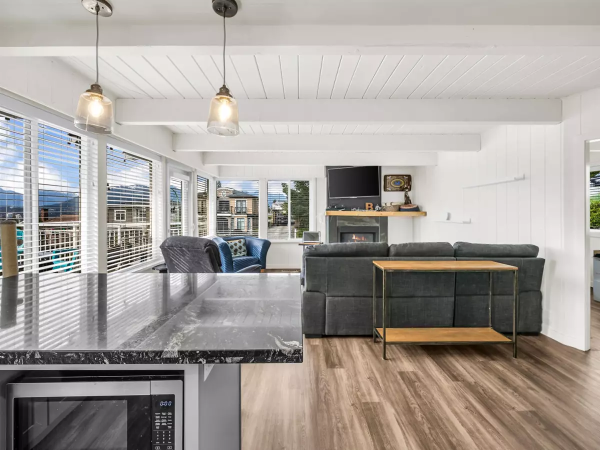Dining Area Photo of 4862 Oxford Street, Burnaby, BC