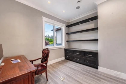 Entry Foyer Photo of 13372 Marine Drive, Surrey, BC