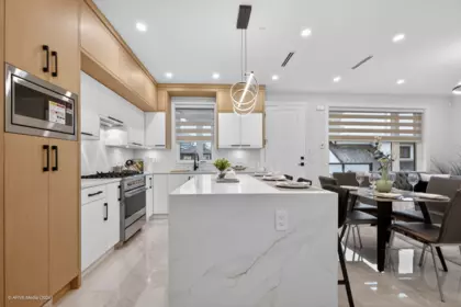 Kitchen Island Photo of 1554 W 66th Avenue, Vancouver, BC