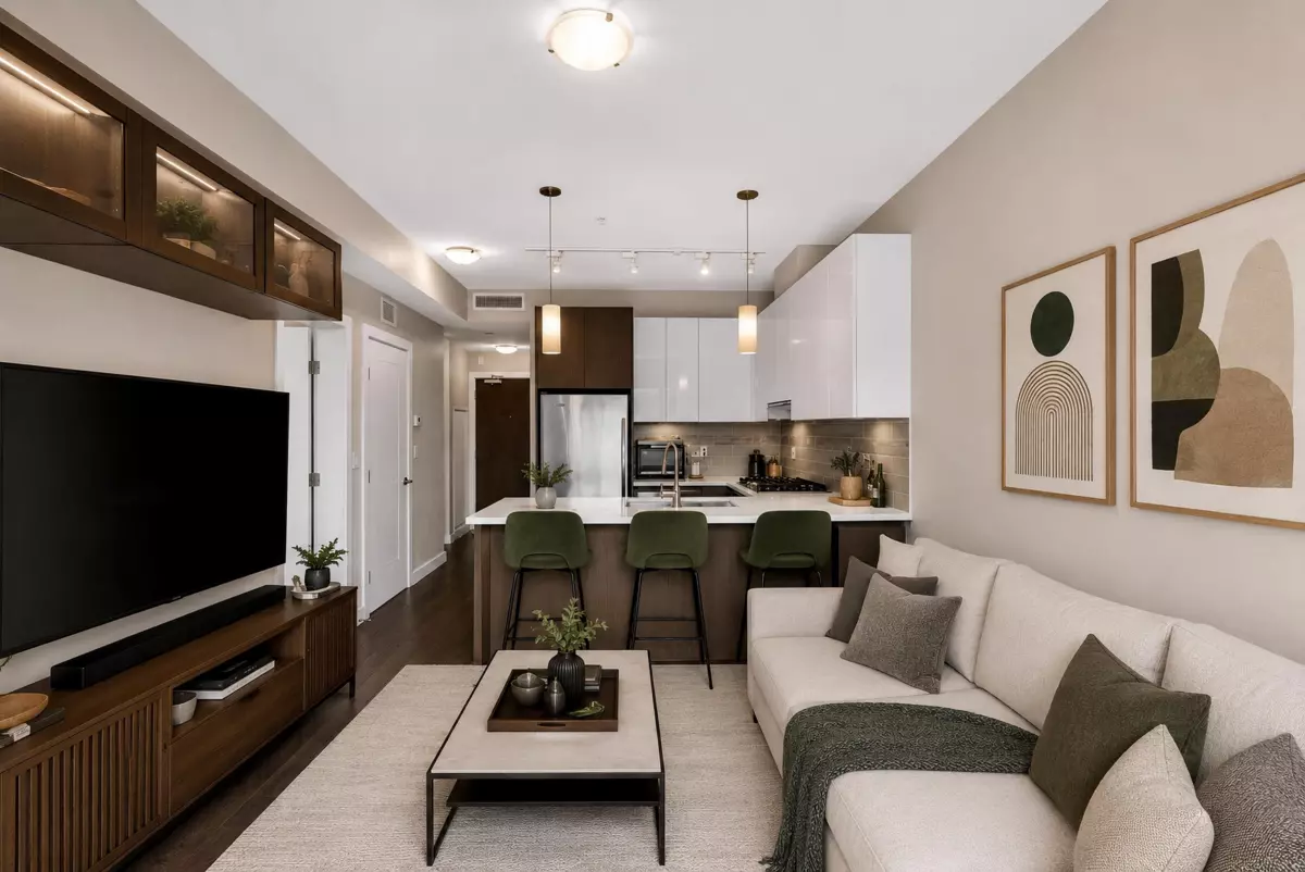 Family Room Photo of 531 5399 Cedarbridge Way, Richmond, BC